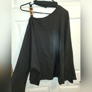XL black cold shoulder batwing blouse NWOT